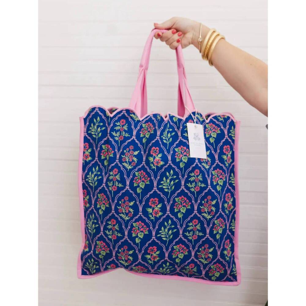 NEW HEART OF GRACE women's large quilted tote bag in midnight luxe